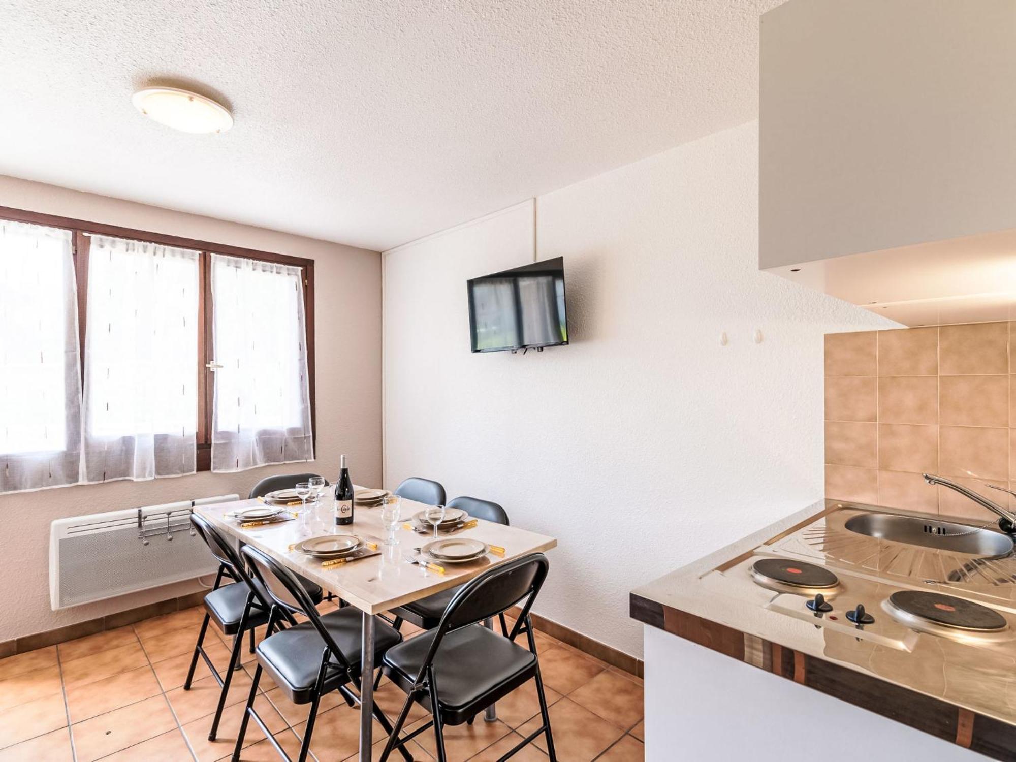 Apartment Les Olympiques - Tignes 1800-4 By Interhome Les Boisses Exterior photo